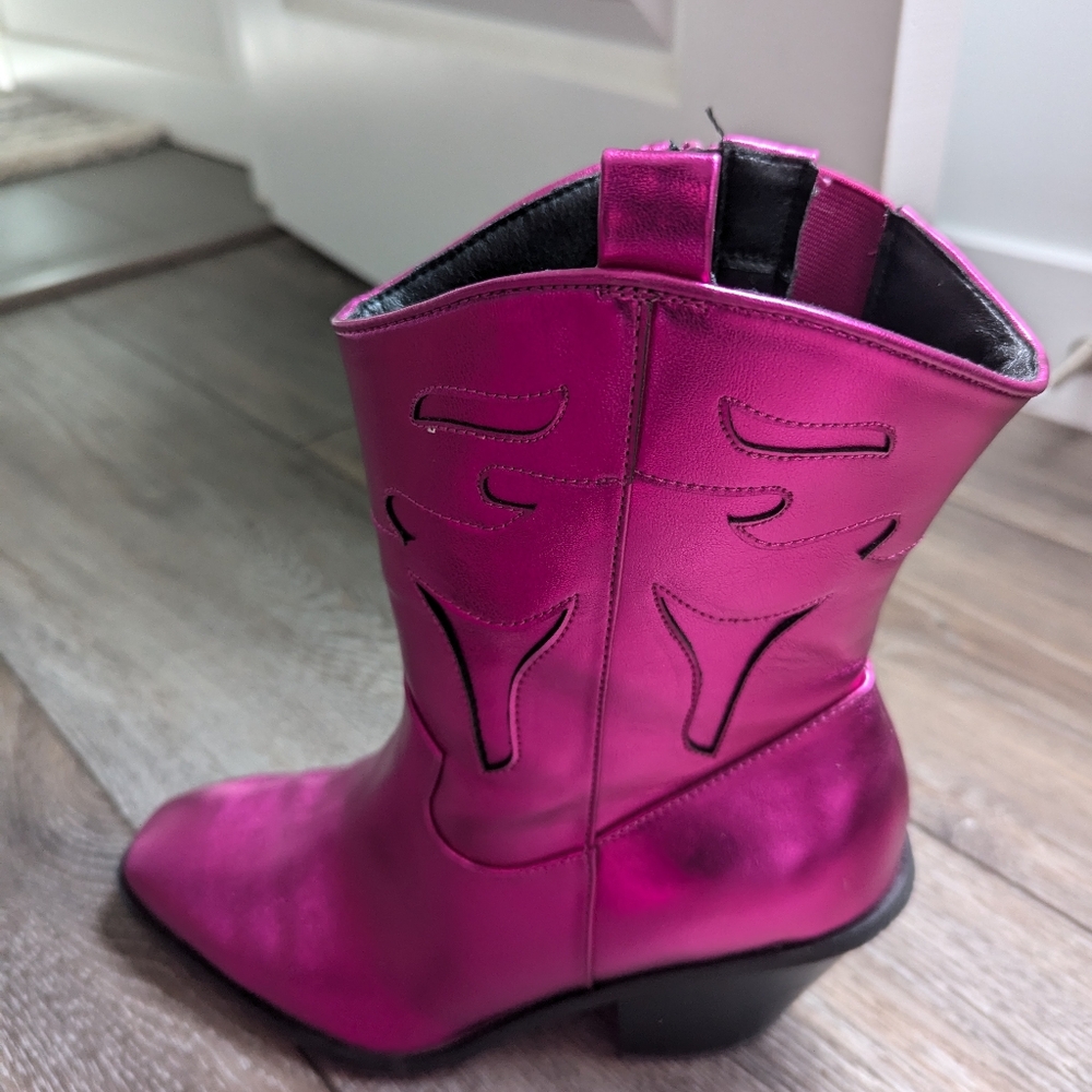 TORRID | Size 8.5, wide width, pink foil western cowboy boots, chunky heel - Picture 3 of 6